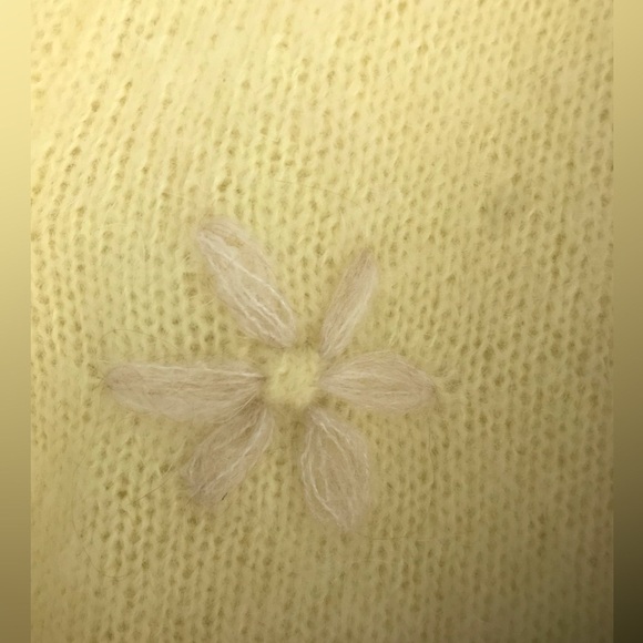 Rouje Paris Romeo Cardigan Sweater in Soft Yellow Size 40/Medium - Picture 7 of 11